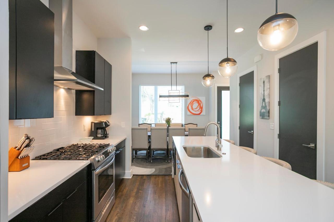 Luxury Townhome Skyline Views Mins To Dt Nashville Esterno foto