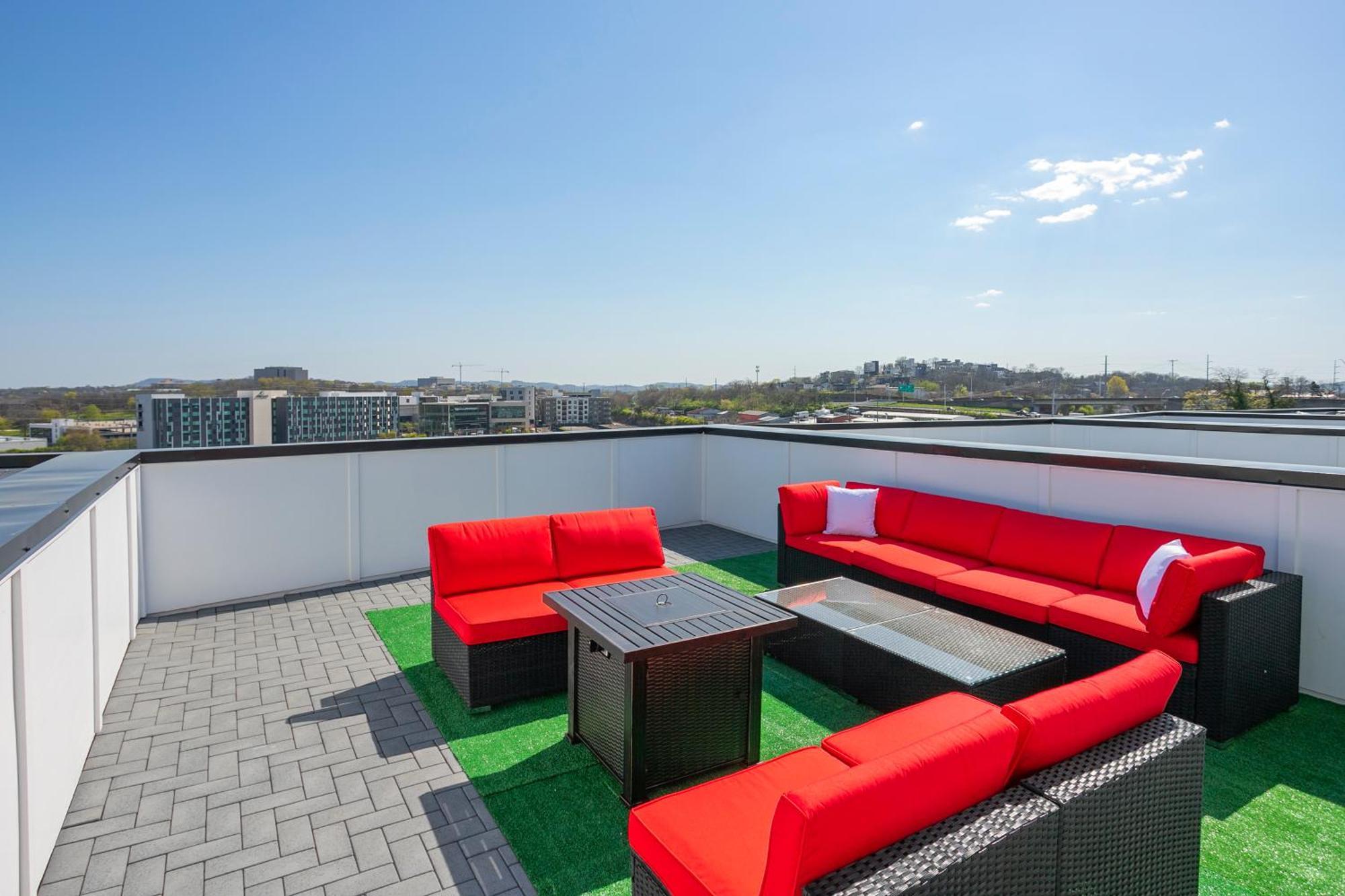 Luxury Townhome Skyline Views Mins To Dt Nashville Esterno foto