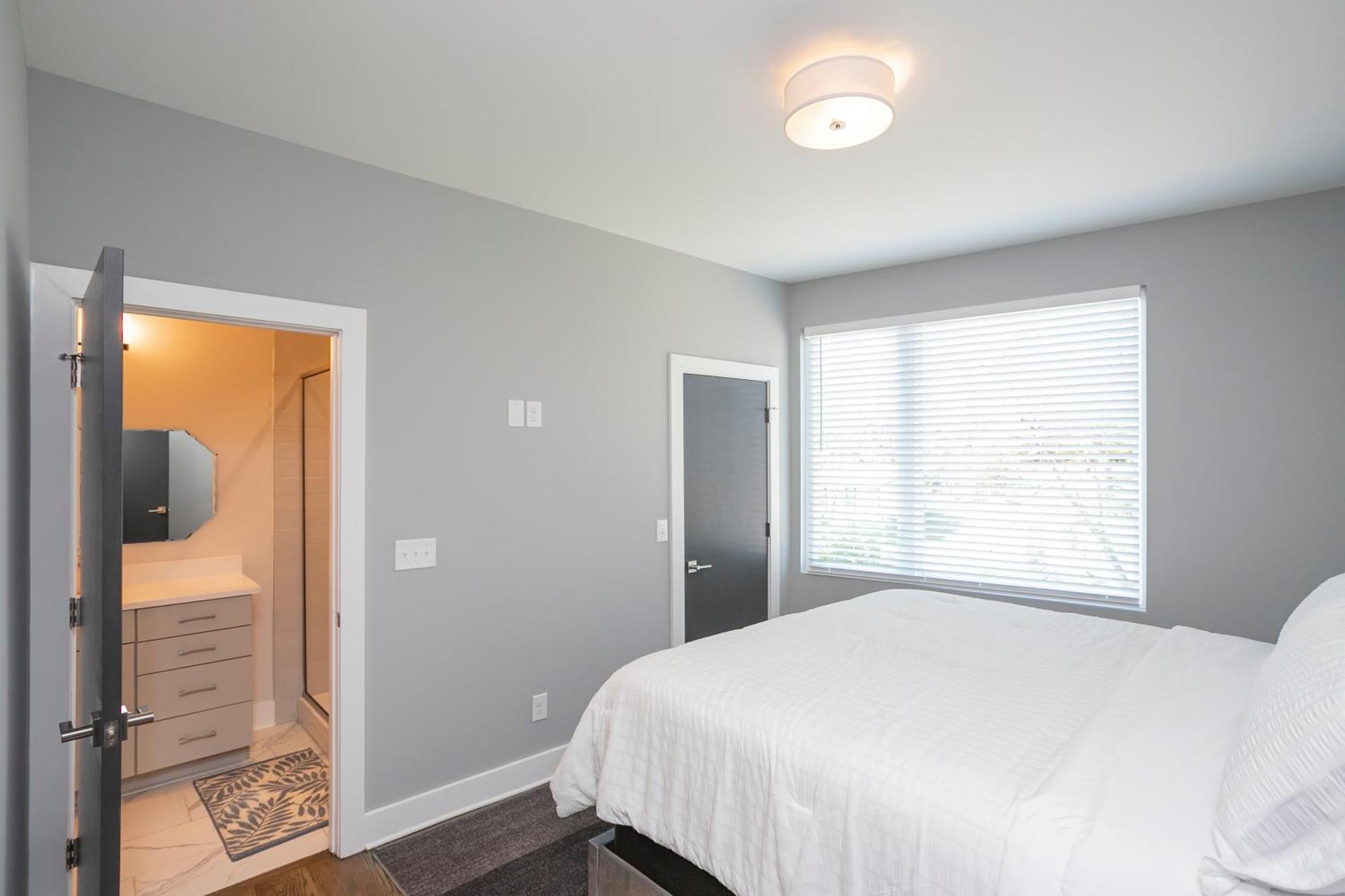 Luxury Townhome Skyline Views Mins To Dt Nashville Esterno foto