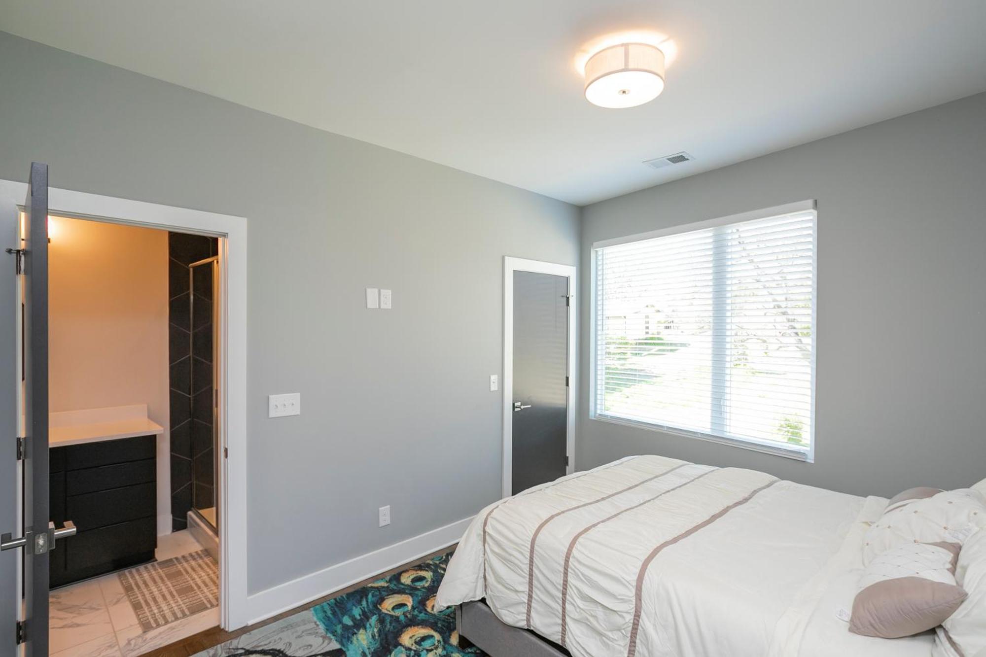 Luxury Townhome Skyline Views Mins To Dt Nashville Esterno foto
