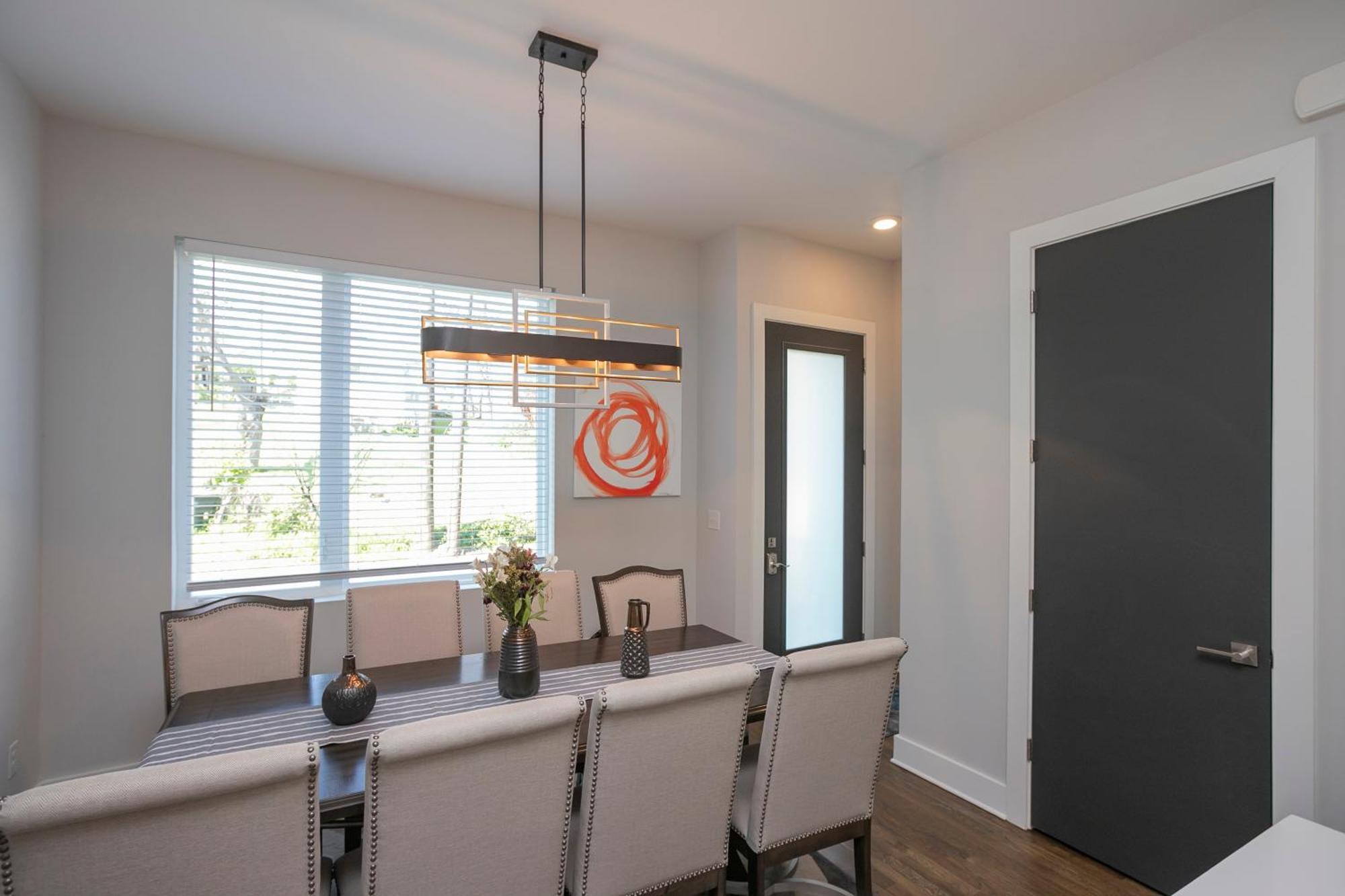 Luxury Townhome Skyline Views Mins To Dt Nashville Esterno foto