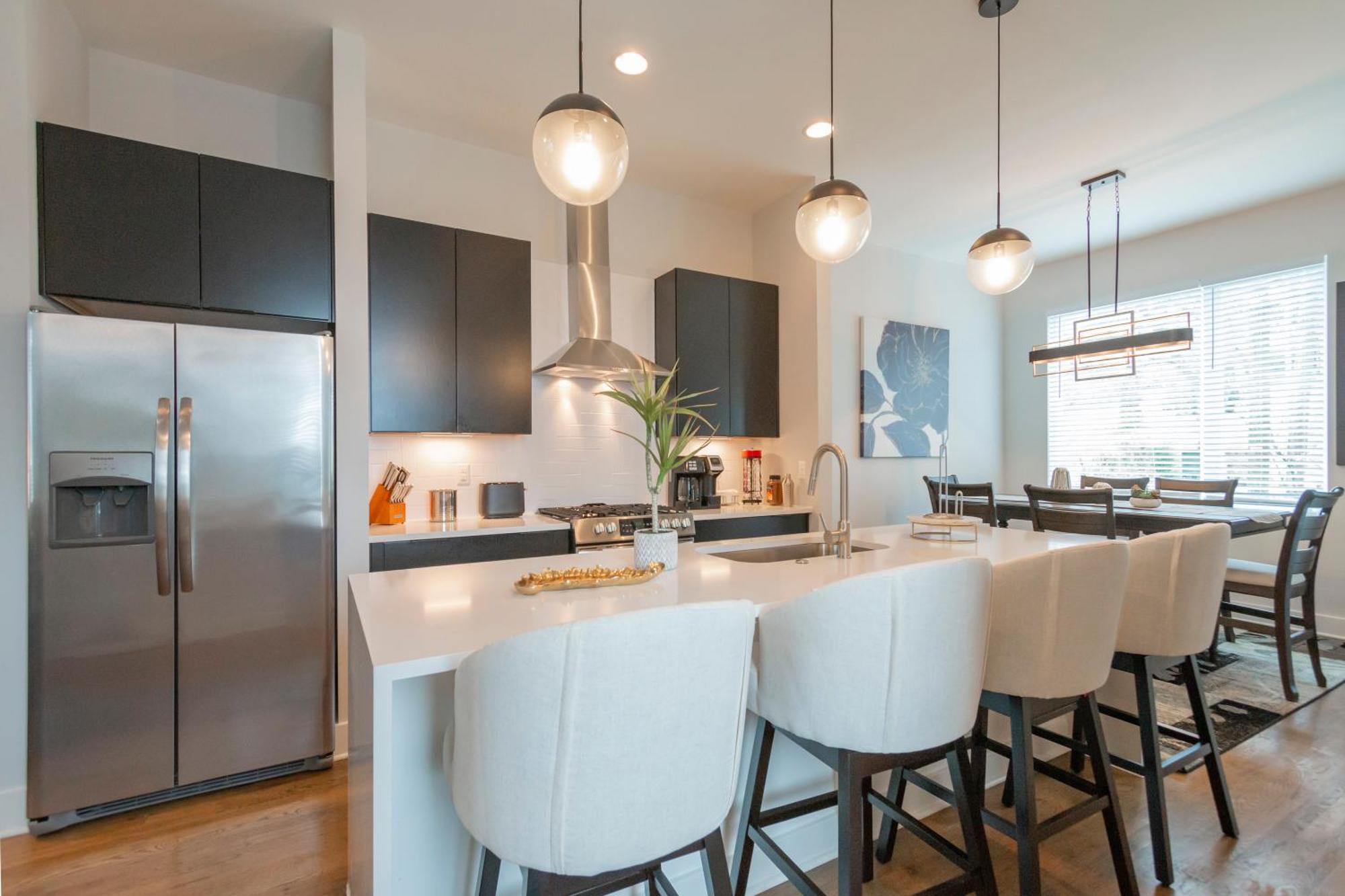 Luxury Townhome Skyline Views Mins To Dt Nashville Esterno foto